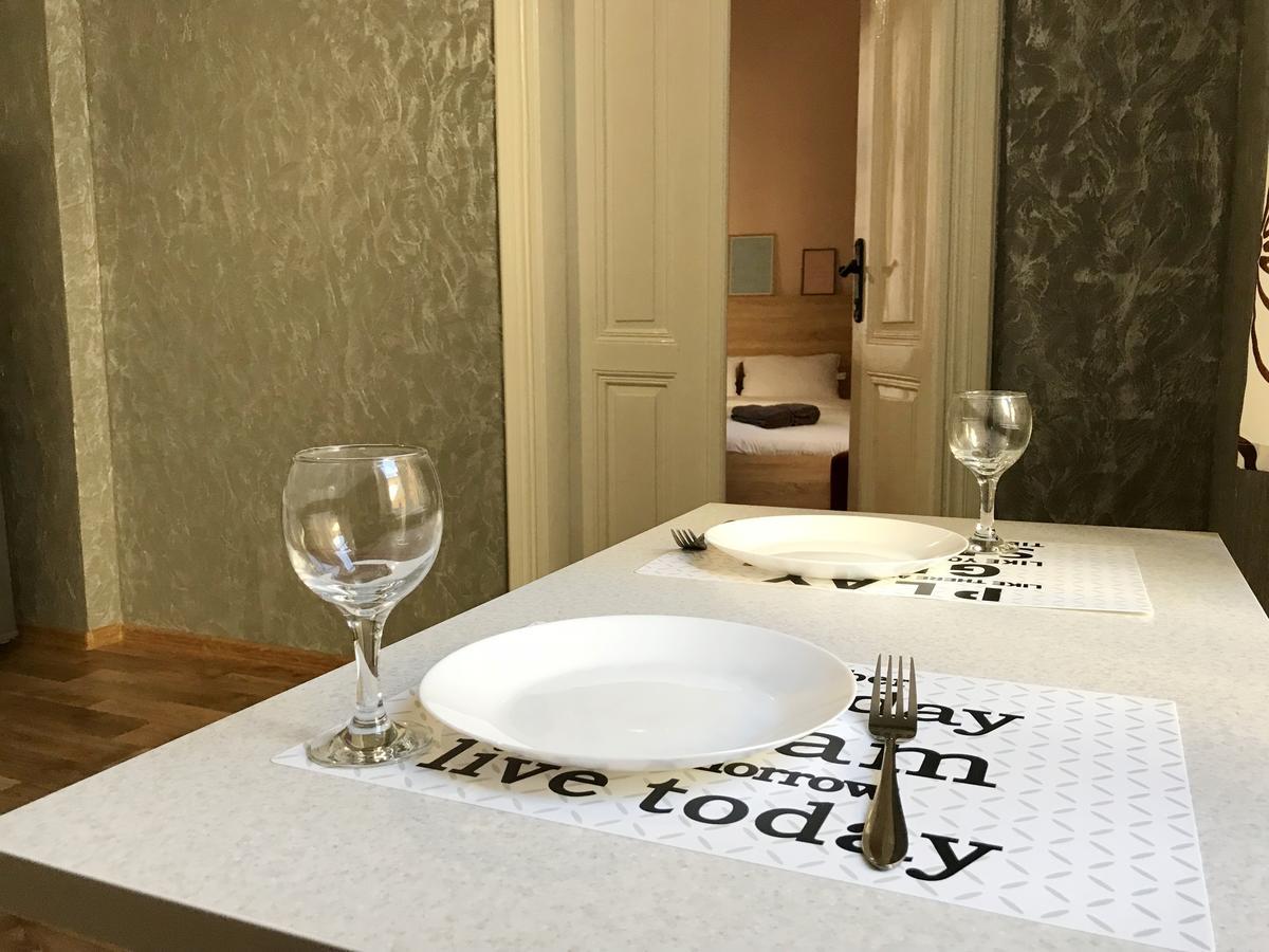 Romantic Apartments - City Center 5 15 Λβιβ Εξωτερικό φωτογραφία